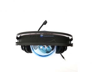 HyperX-Cloud-Revolver-54